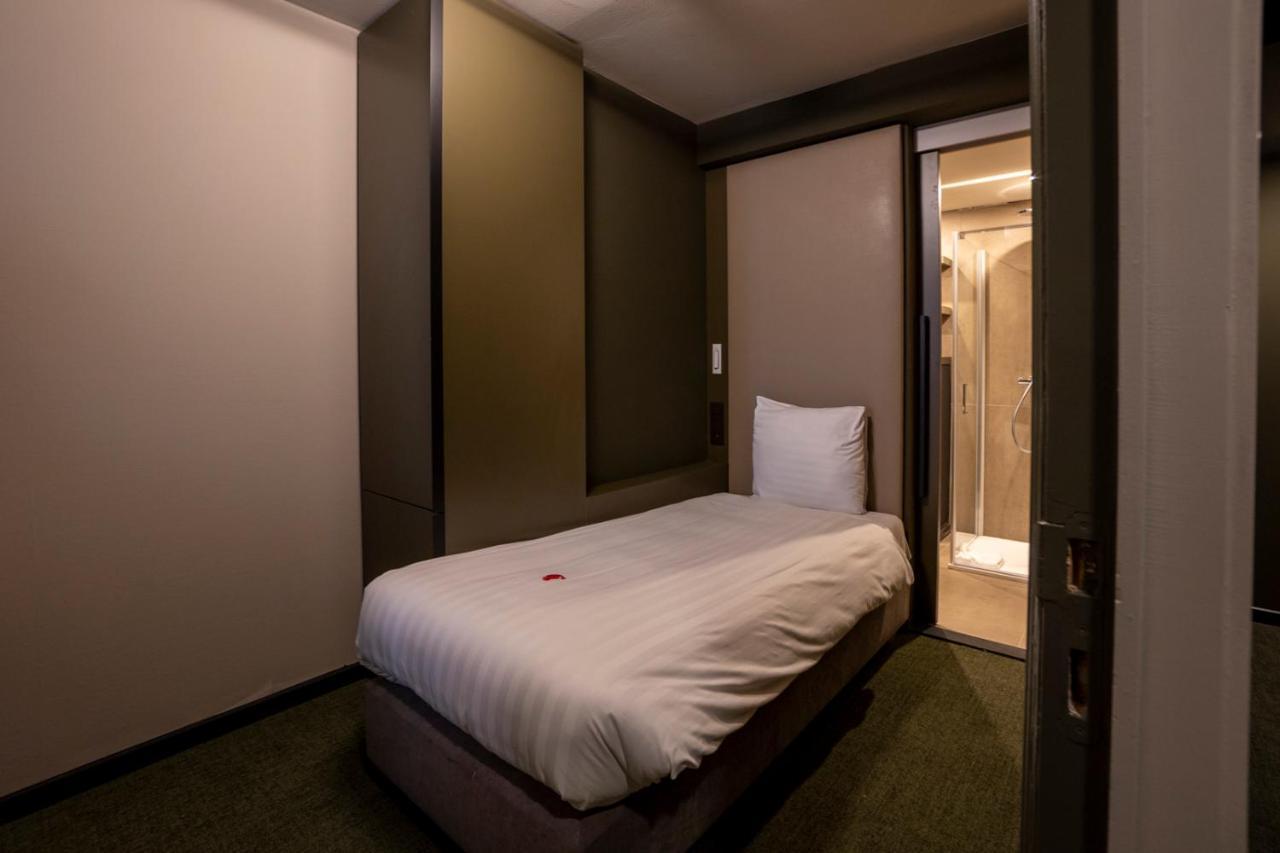 Green Hotel Genk Bagian luar foto