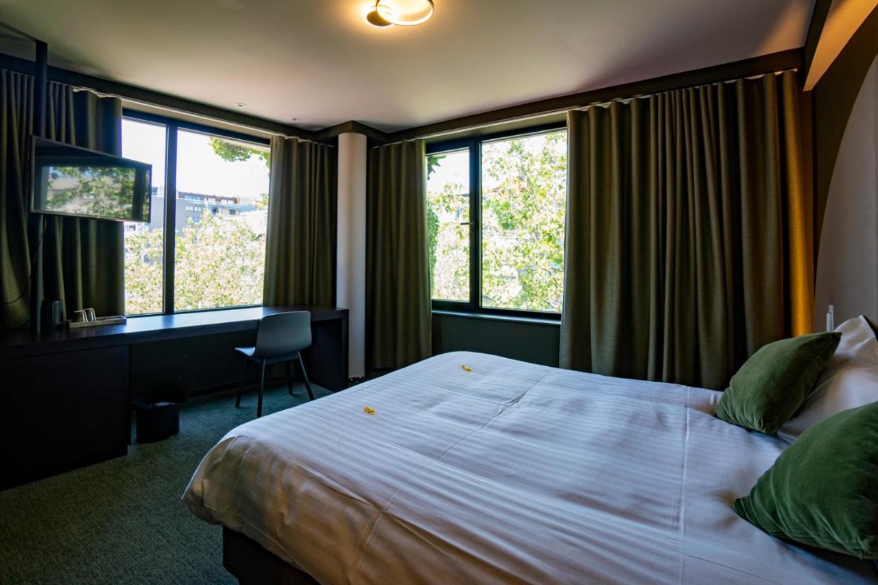 Green Hotel Genk Bagian luar foto